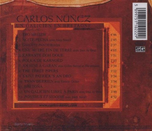 Back cover of a Carlos Nunez CD album titled 'Un Galicien en Bretagne', showing tracklist text on a reddish-brown background with a barcode and a small '5G' logo on the right.